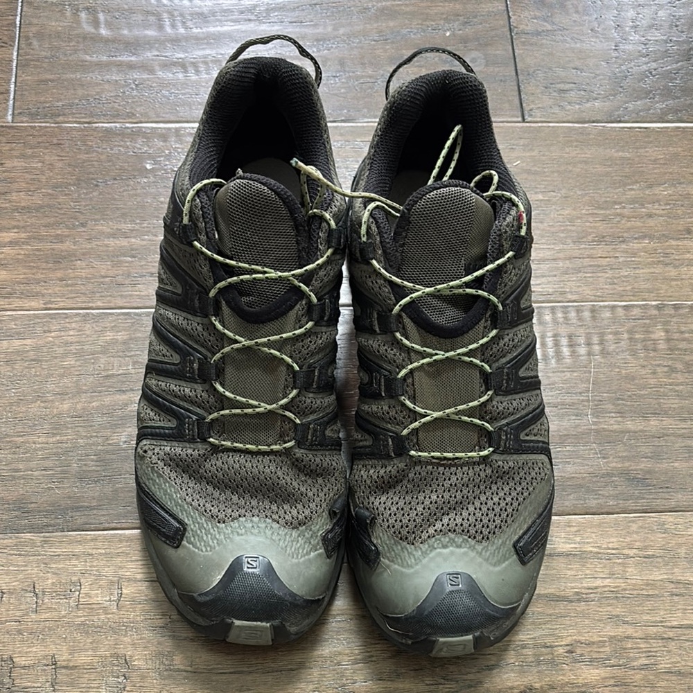 Salomon Men's XA PRO 3D V9 GORE-TEX Trail Running Shoes EUC